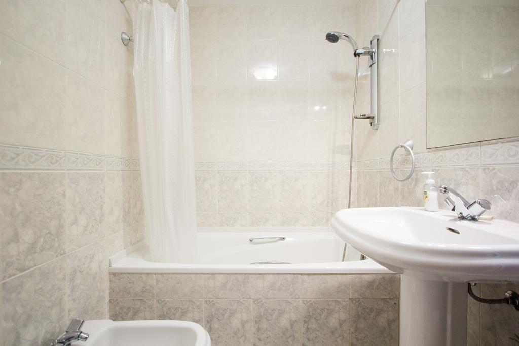 Spacious Apartment In Lizbona Zewnętrze zdjęcie